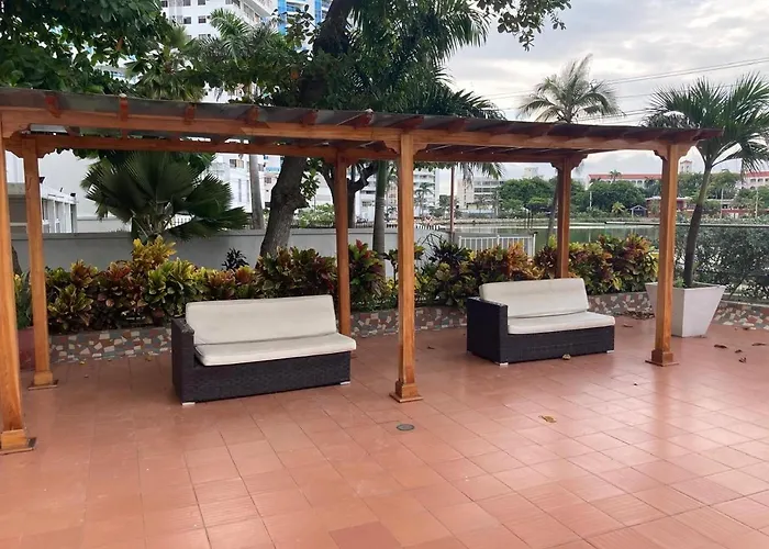 Amazing Ocean View Apartment With Pool In Laguito Cartagena